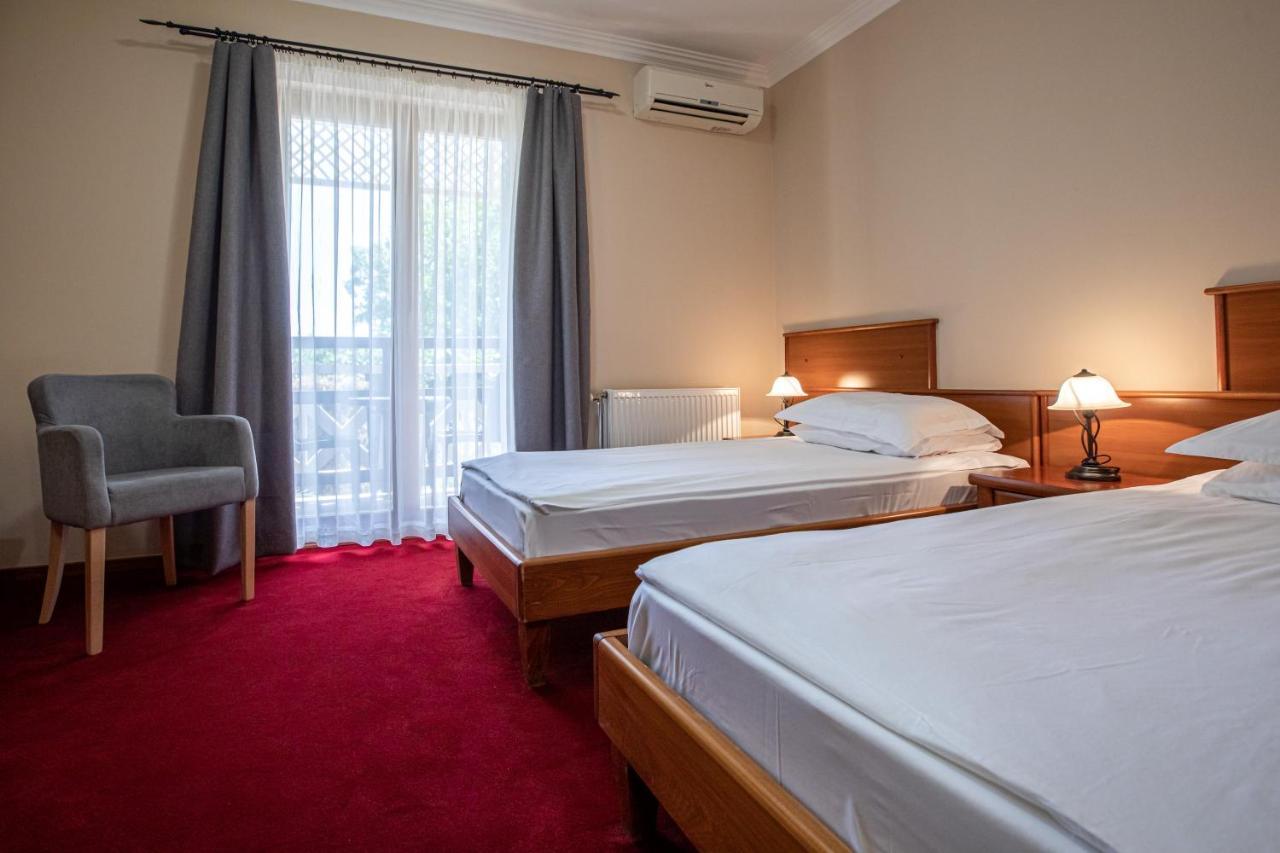 Hotel Vila Lago Palic Exterior photo