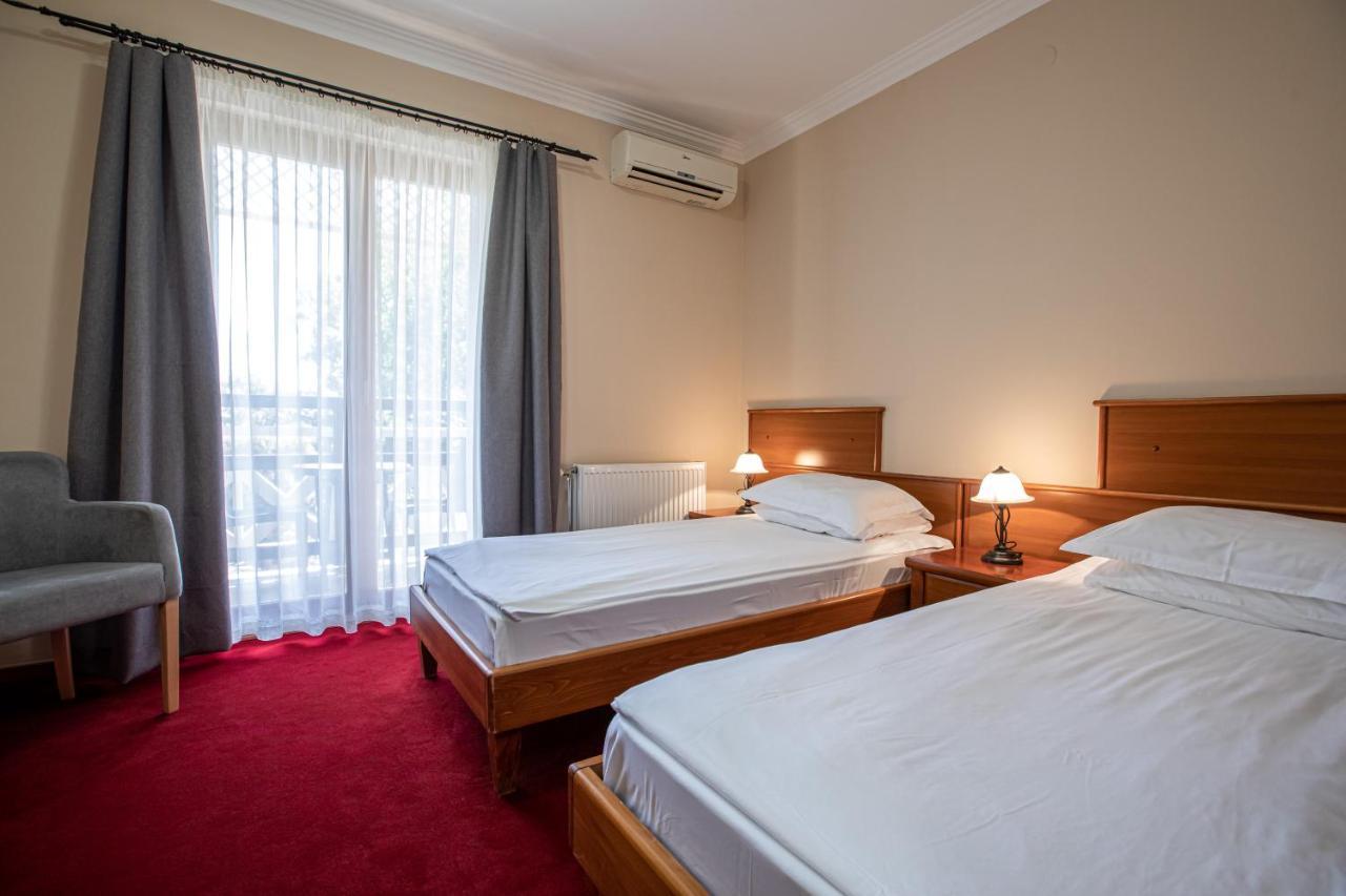 Hotel Vila Lago Palic Exterior photo