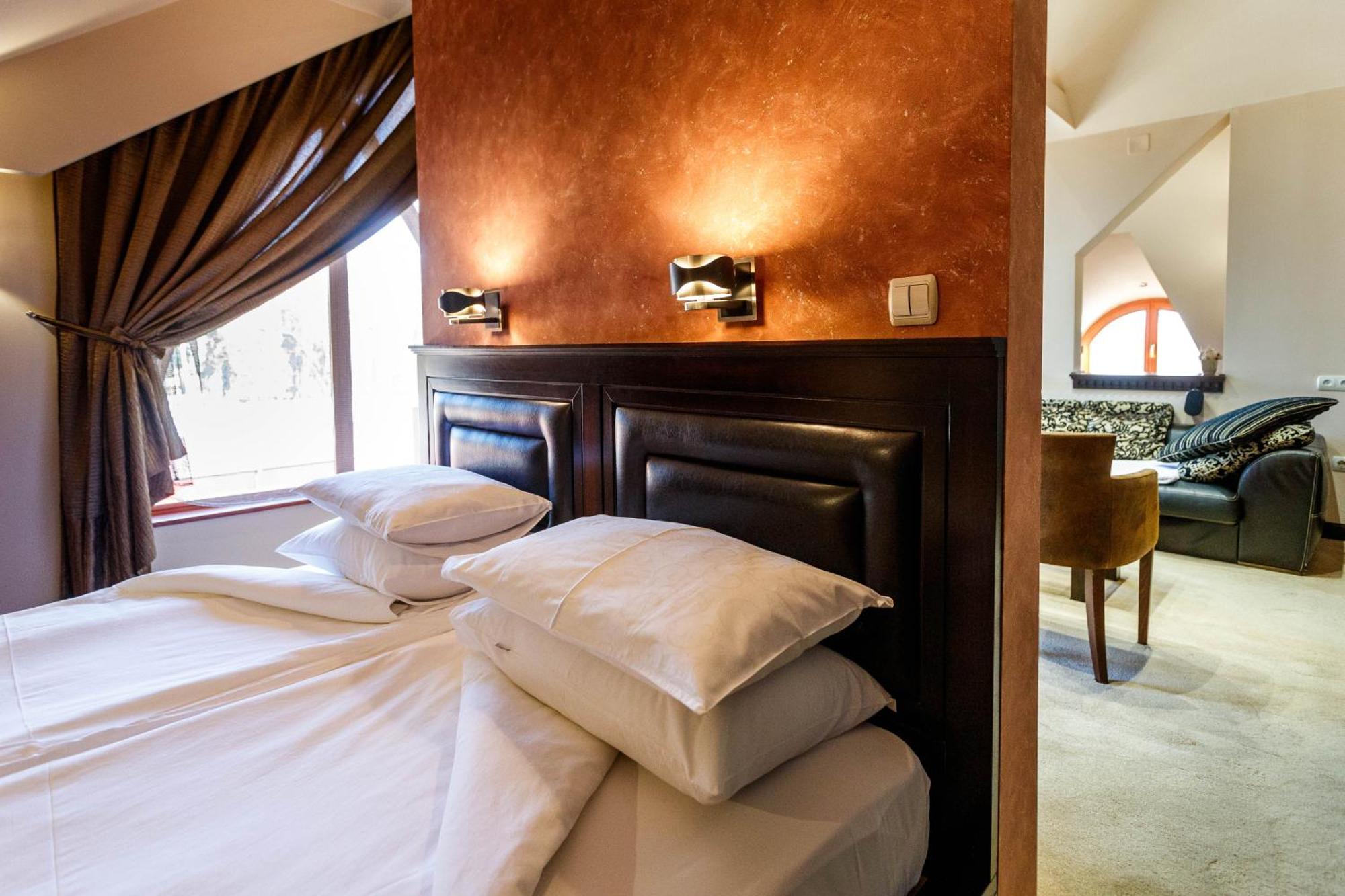 Hotel Vila Lago Palic Exterior photo